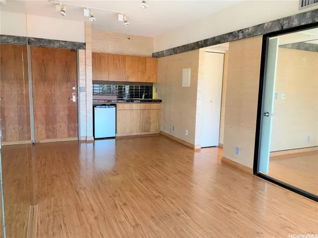 MLS: 202316320 Condo For Sale