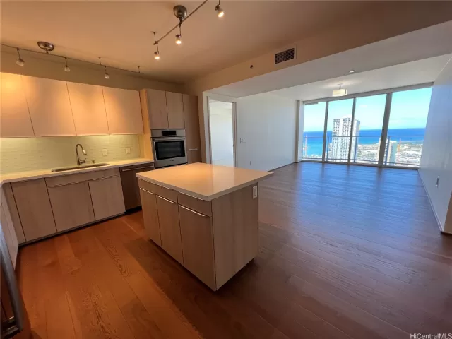 MLS: 202316601 Condo For Sale
