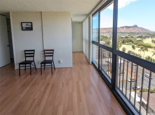 Photo #4: 202316935 Listing 