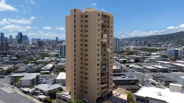 MLS: 202317065 Condo For Sale