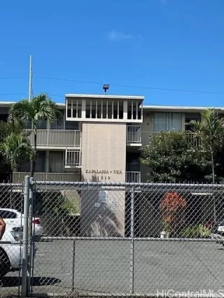 More Details about MLS # 202318796 : 1519 KAUMUALII STREET 315