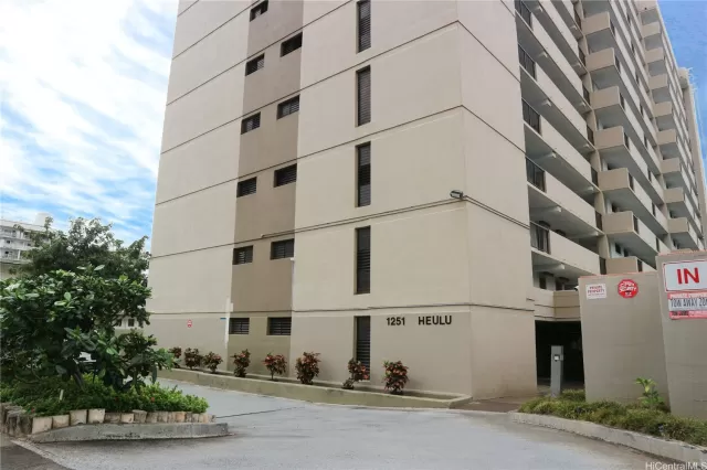 MLS: 202318833 Condo For Sale