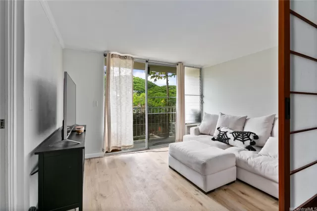 MLS: 202319040 Condo For Sale