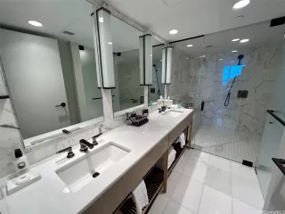 Photo #6: 202320196 Listing