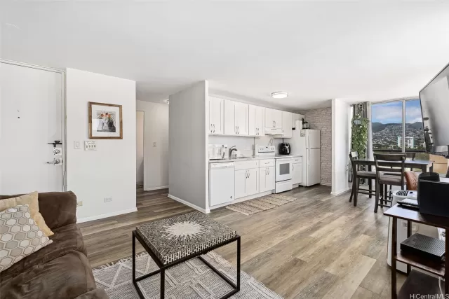 MLS: 202320620 Condo For Sale