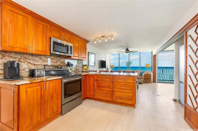 MLS: 202320820 Condo For Sale