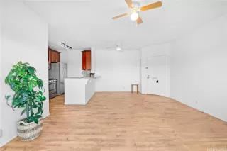 Photo #4: 202321174 Listing 