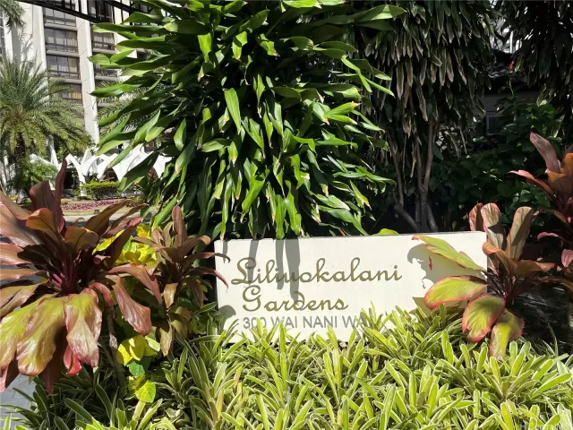 MLS: 202321220 Condo For Sale