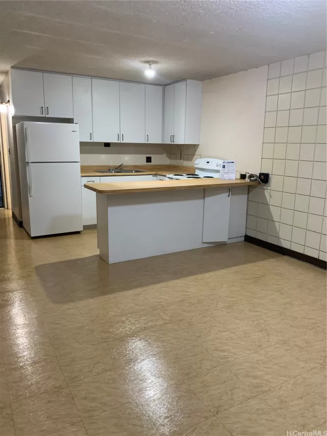 MLS: 202321253 Condo For Sale