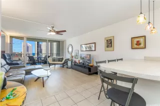 Photo #4: 202324214 Listing 