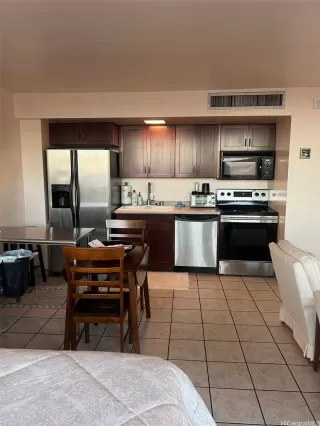 Photo #2: 202324408 Listing 