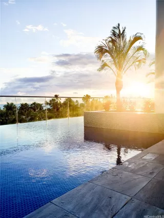 Photo #2: 202324712 Listing 