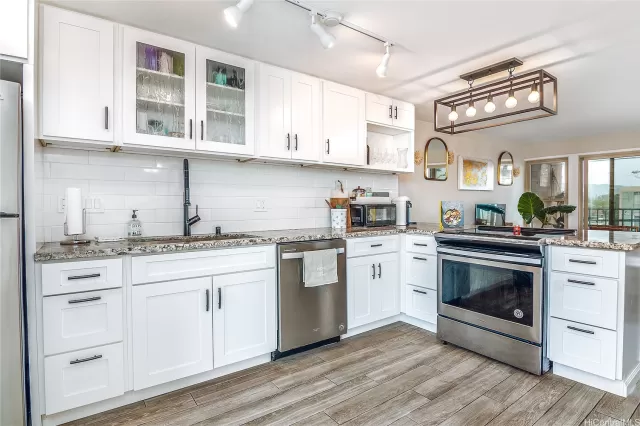 MLS: 202400705 Condo For Sale