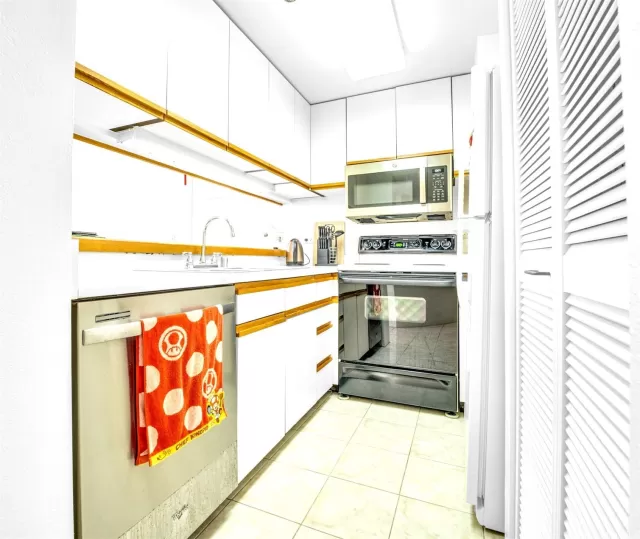 MLS: 202400911 Condo For Sale