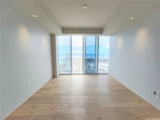 Photo #6: 202401276 Listing 