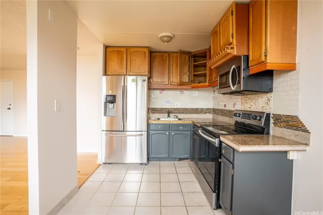 MLS: 202402982 Condo For Sale