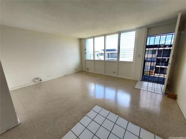 MLS: 202403222 Condo For Sale