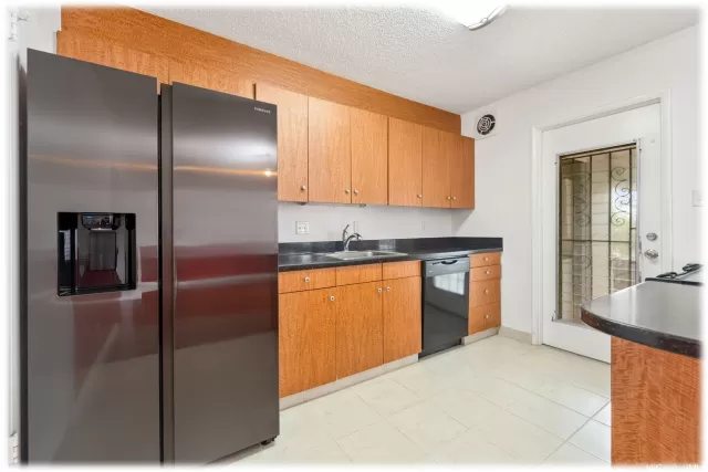 MLS: 202403283 Condo For Sale