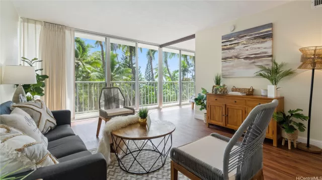 MLS: 202403412 Condo For Sale