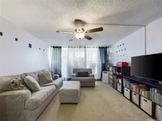 Photo #2: 202403718 Listing 