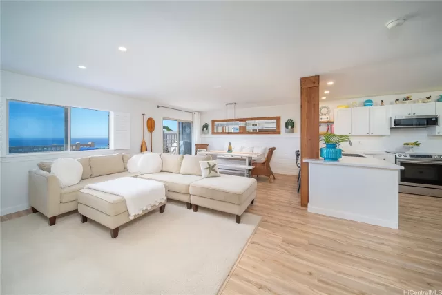 MLS: 202404059 Condo For Sale