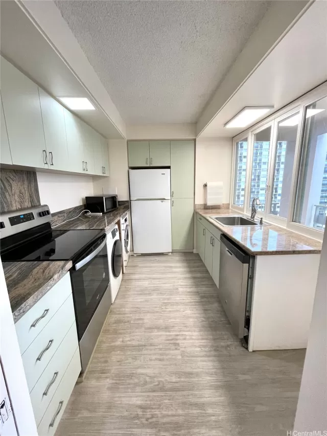 MLS: 202406019 Condo For Sale
