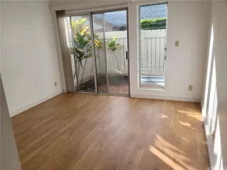 Photo #3: 202406828 Listing 