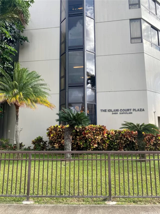 MLS: 202406896 Condo For Sale