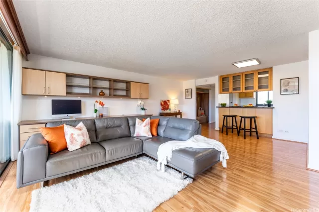 MLS: 202408281 Condo For Sale