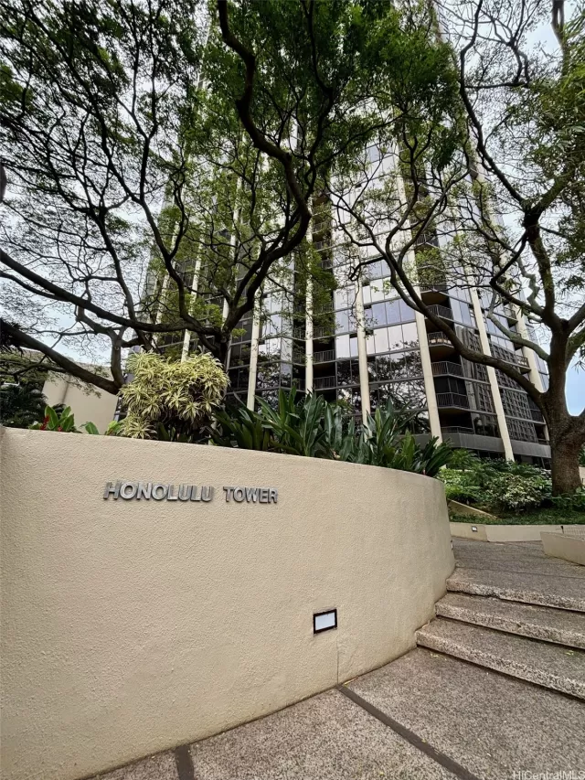 MLS: 202408488 Condo For Sale