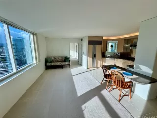 Photo #6: 202410987 Listing 