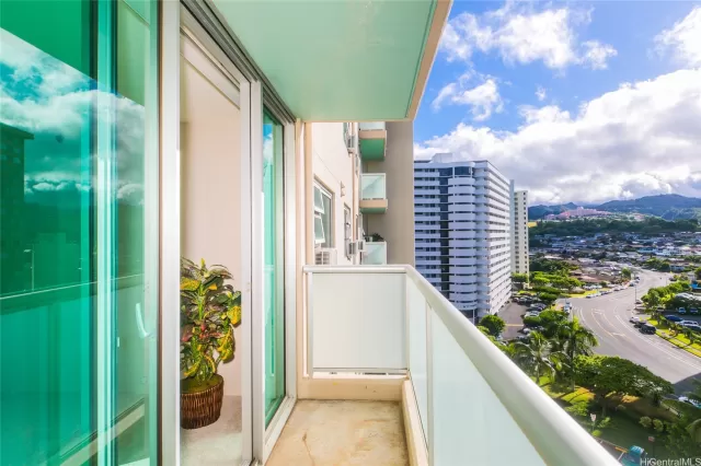 MLS: 202412282 Condo For Sale