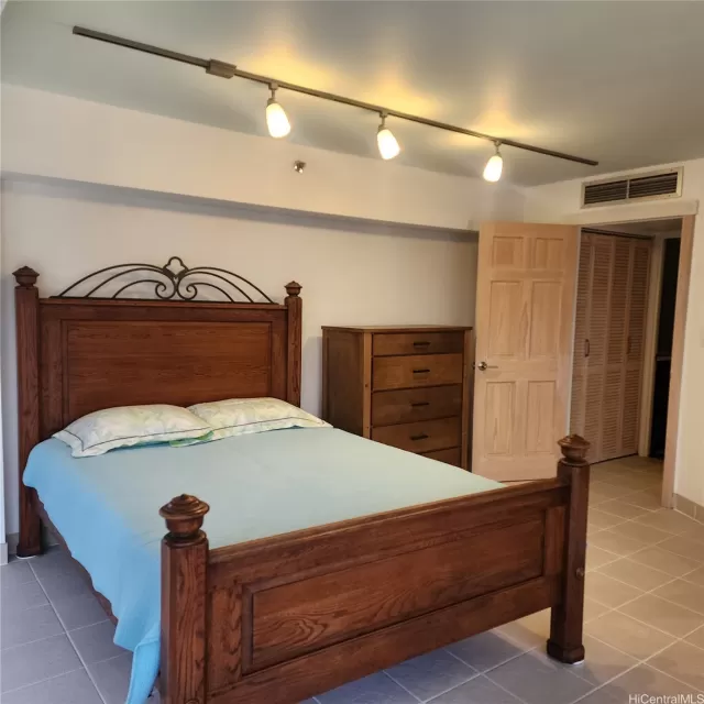 MLS: 202414098 Condo For Sale