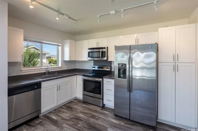 MLS: 202415254 Condo For Sale