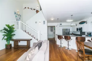 Photo #5: 202418960 Listing 