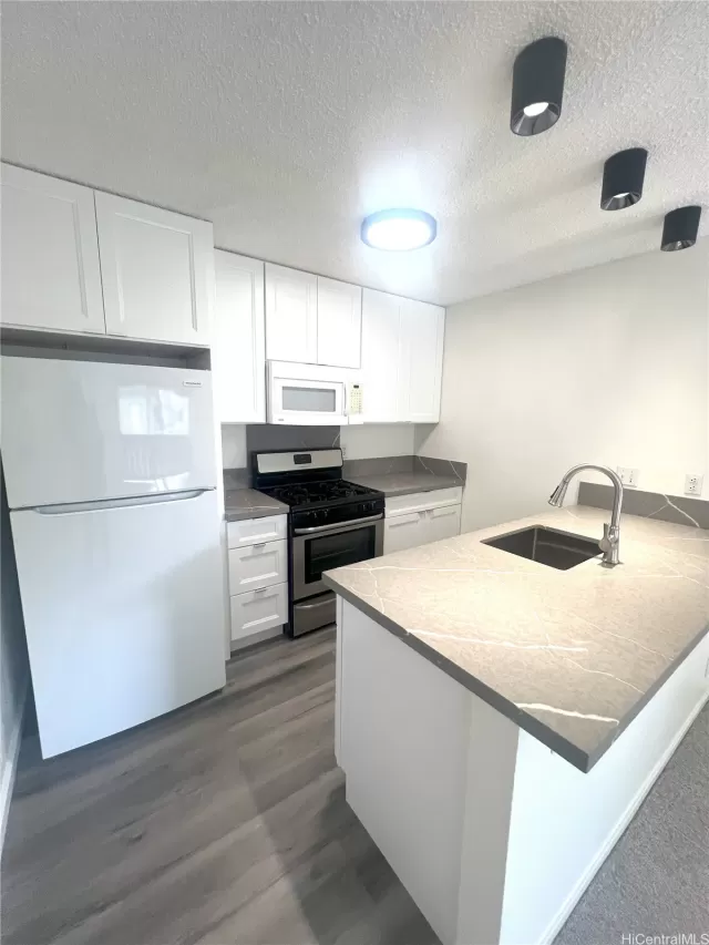 MLS: 202419061 Condo For Sale