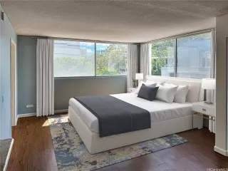 Photo #4: 202420648 Listing 