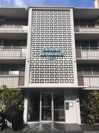 More Details about MLS # 202420799 : 1867 KAIOO DRIVE 301