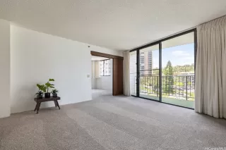 Photo #6: 202423883 Listing