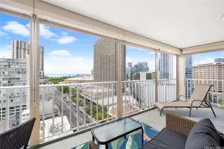 Photo #3: 202424659 Listing 