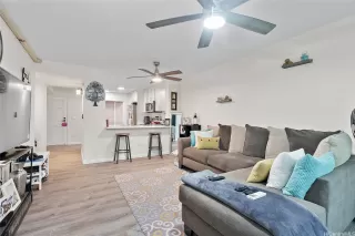Photo #2: 202426121 Listing 