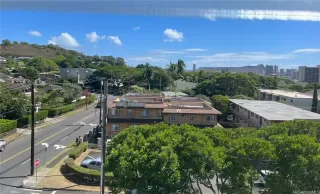 Photo #4: 202426305 Listing