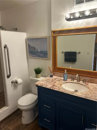 Photo #5: 202426396 Listing 