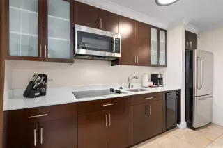 Photo #4: 202426922 Listing 