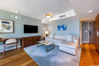 Photo #2: 202427393 Listing