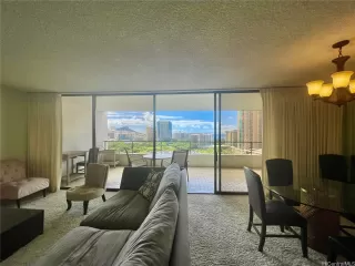 Photo #6: 202427616 Listing