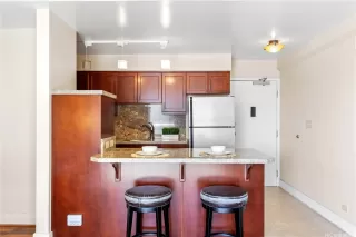 Photo #2: 202427775 Listing