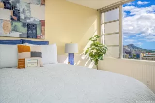 More Details about MLS # 202428182 : 400 HOBRON LANE 3009