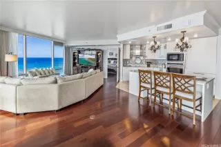 Photo #4: 202428187 Listing 