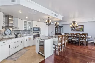 Photo #6: 202428187 Listing 